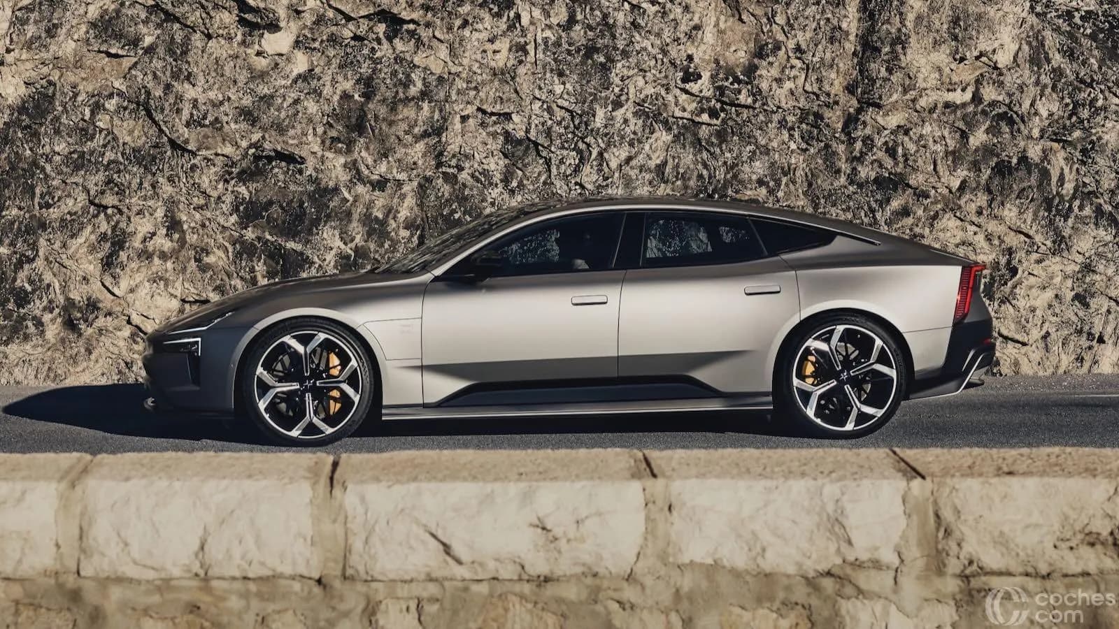 Polestar 4